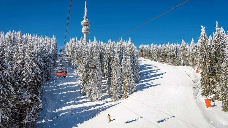 Când se deschid pârtiile de schi din Bulgaria. La ce prețuri să se aștepte pasionații de sporturi de iarnă