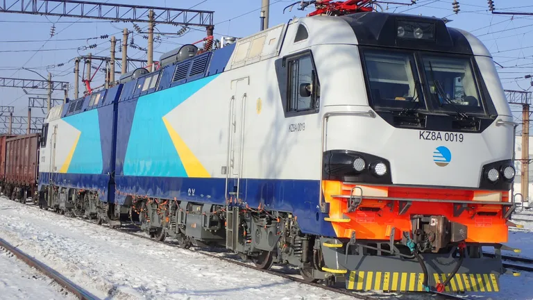 CFR se înnoiește cu 16 locomotive! Alstom va livra prima locomotivă nouă „TRAXX” peste 24 de luni. Contractul se ridică la 760 de milioane de lei