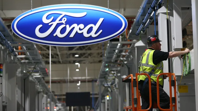 Ministrul Mediului: La fabrica Ford se va produce curând primul autoturism electric