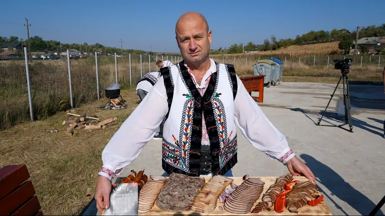 Un român s-a întors acasă după 20 de ani de Italia. Ce afacere și-a deschis la Iași Marius Dorobanțu: Nu pleacă nimeni de bine din țară