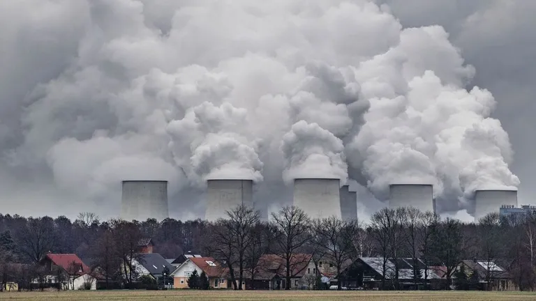 Acord istoric între miniștrii Energiei din Grupul celor Șapte (G7). S-a decis închiderea centralelor pe cărbune până în 2035