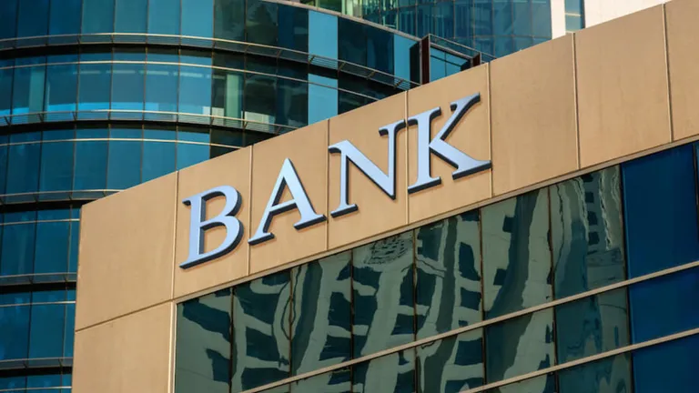 Băncile din UE sunt vulnerabile la instabilitatea pieţei imobiliare - Raportul Autorităţii Bancare Europene