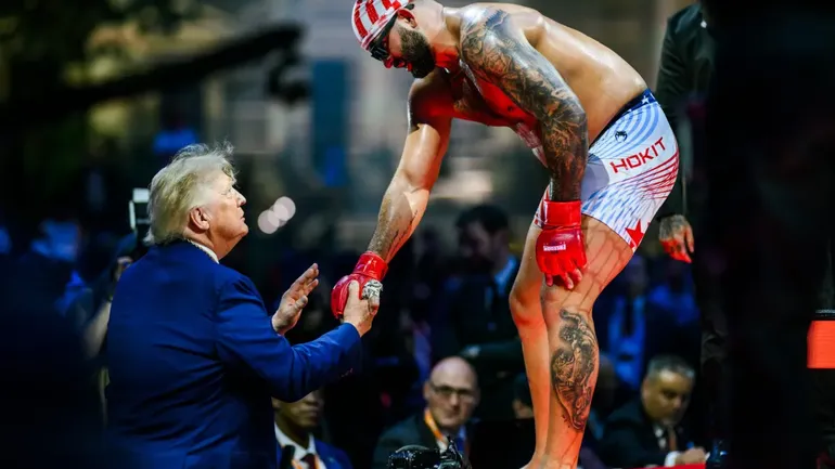 SUA – 8 bărbați sunt acuzați că plănuiau atentatul de la gala UFC 250, eveniment găzduit de Casa Albă