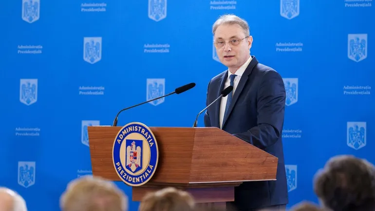 Luca Niculescu, premierul desemnat, a depus în Parlament programul de guvernare și lista miniștrilor