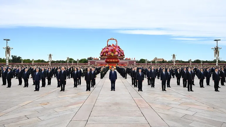 Xinhua: Chinezii sărbătoresc 77 de ani de la fondarea Republicii Populare Chineze