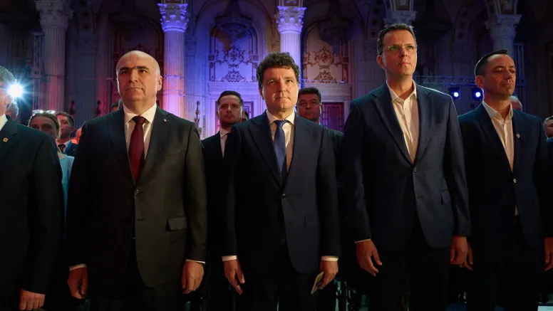 Nicuşor Dan a semnat decretele vineri seară: Ionuţ Moşteanu e istorie, Radu Miruţă bate pas de defilare şi la MApN