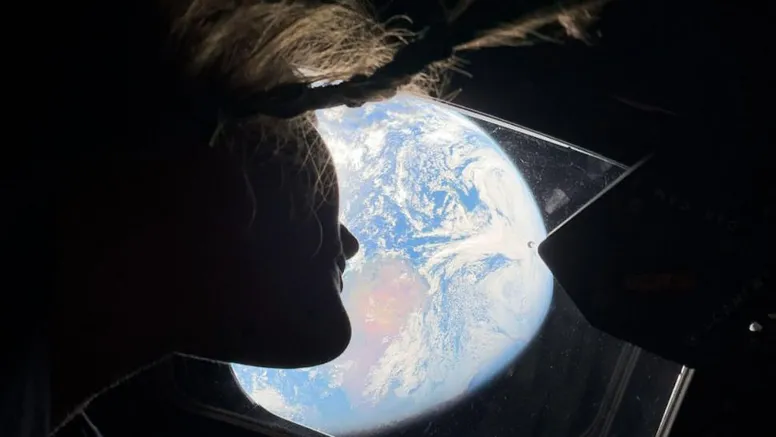 FOTO Luna, așa cum nu ai mai văzut-o: NASA a surprins ambele fețe ale Lunii într-un singur cadru