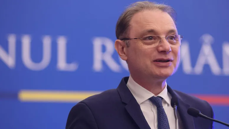 Luca Niculescu, primele declarații despre scăderea TVA, eliminarea CASS pentru mame și indexarea pensiilor. Ce se va întâmpla cu plafonarea adaosului la benzină și motorină