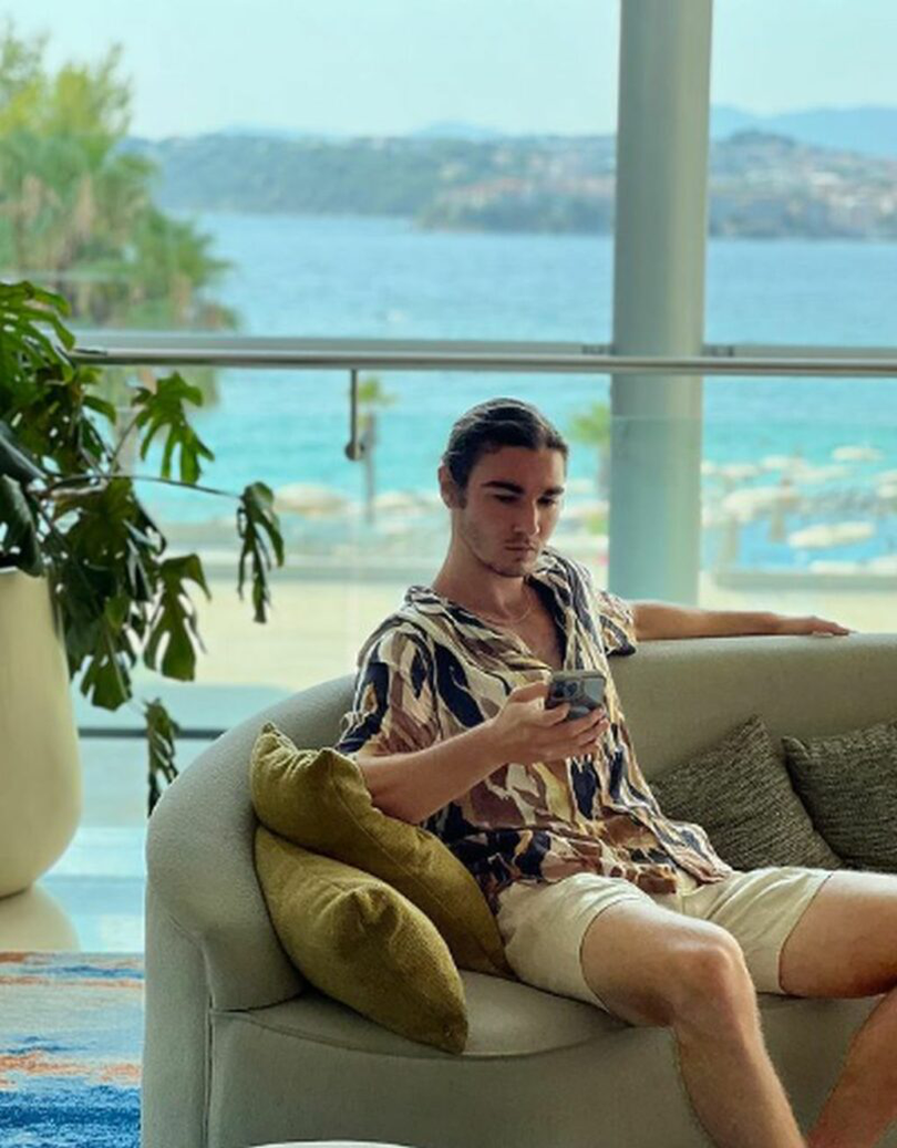 instagram.com/treycolleyy