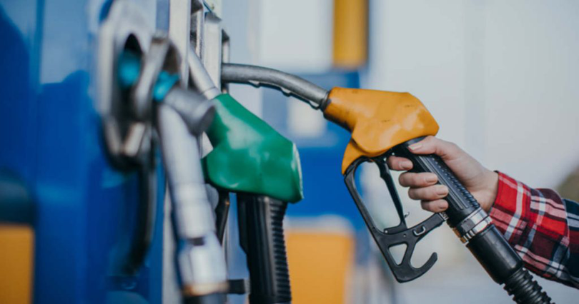 Preţurile pentru benzină şi motorină vor fi compensate până la finalul anului