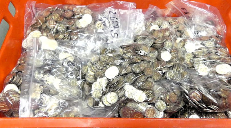 Monedele găsite la gunoi în Italia