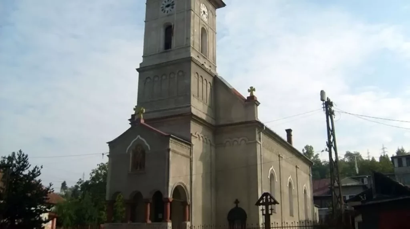 Top 7 locuri abandonate - Biserica Bunicului din Valea Jiului