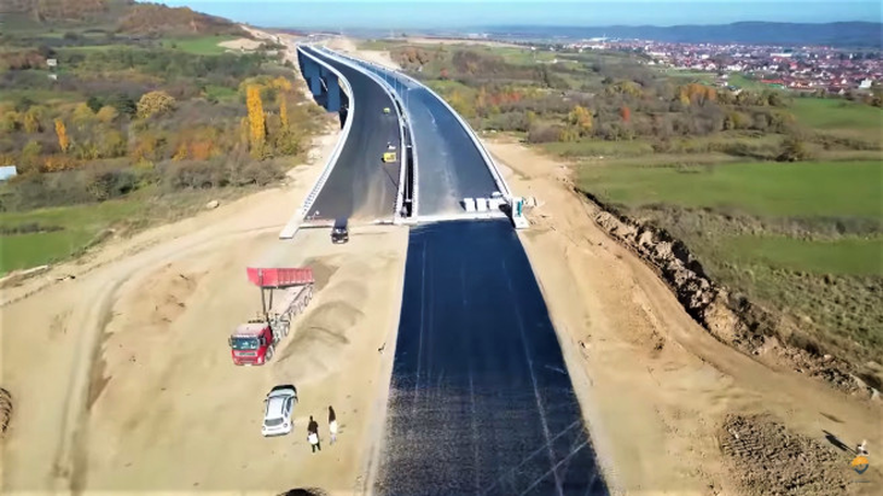 Imagini impresionante cu primii 13 kilometri finalizați la Autostrada Pitești-Sibiu