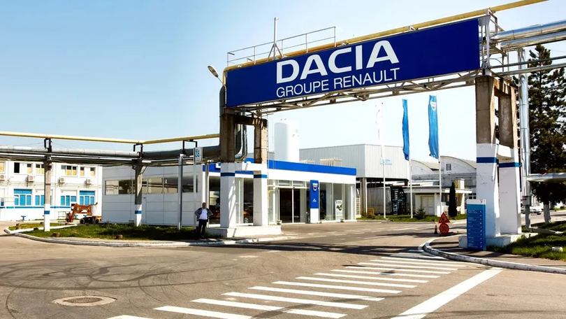 Uzina Dacia a încheiat concedierile voluntare. Câți bani primesc salariații disponibilizați la cerere