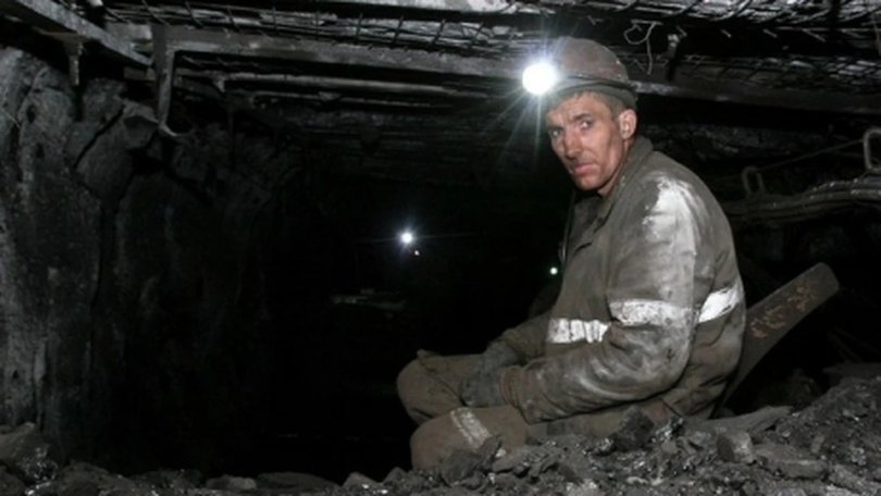 Sute de mineri vor fi disponibilizați la 1 octombrie! Autoritățile au anunțat ce se va întâmpla cu acești români