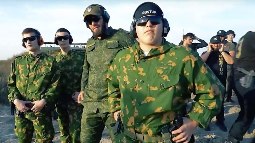 Kadîrov s-a lăutat cu fiii săi care luptă pe front