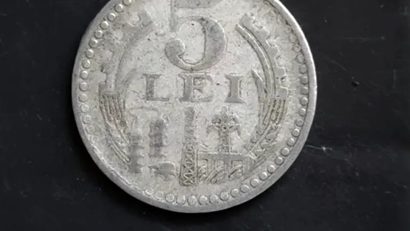 moneda de 5 lei scoasă la vânzare