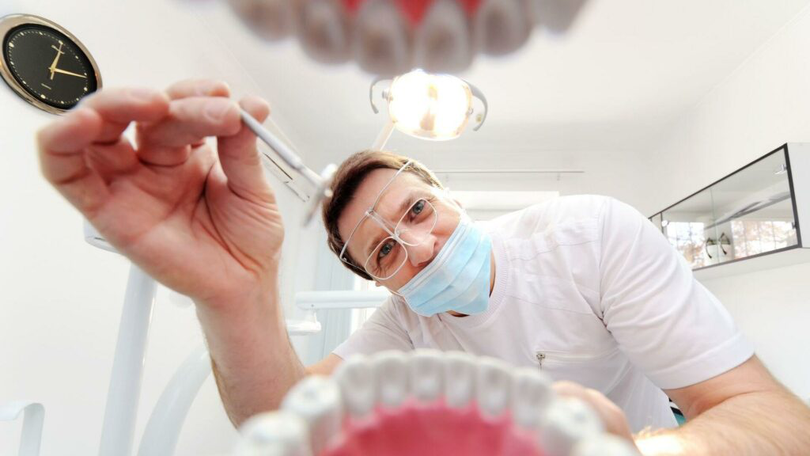 Numeroase țări au cerut interzicerea mercurului în amalgamurile dentare începând din 2030