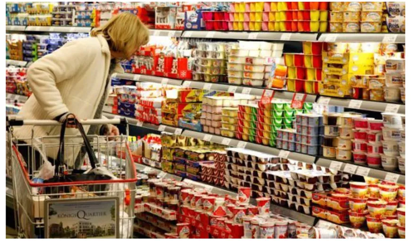 Cumpărăturile de sărbători vor ajunge la prețuri record. Iată care vor fi cele mai scumpe alimente de Crăciun și Revelion