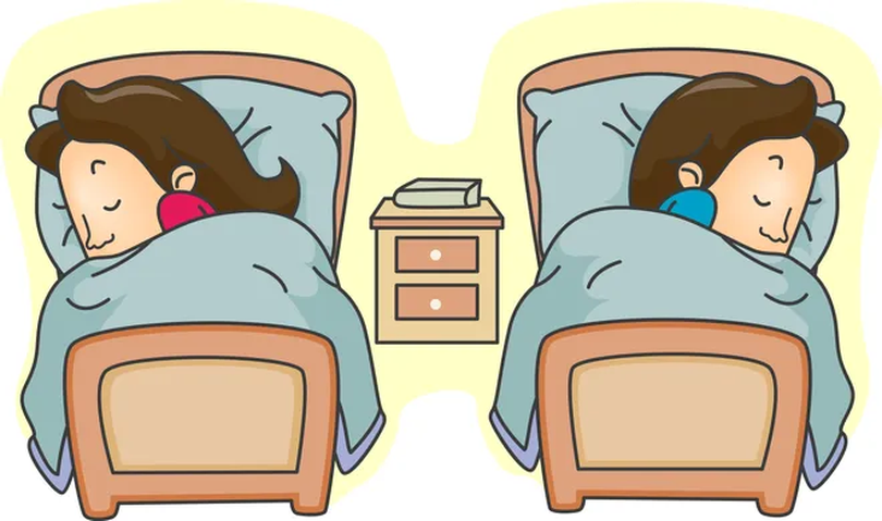 30% dintre cuplurile din România dorm separat. Câte ore de somn sunt recomandate în funcție de vârstă!