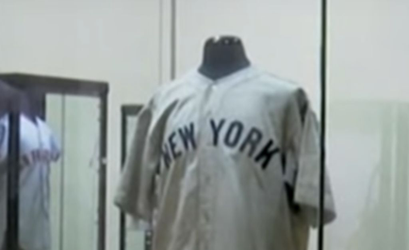 Tricou vândut cu 24 de milioane de dolari