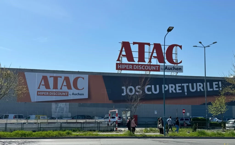 Noul hypermarket Auchan la Brașov