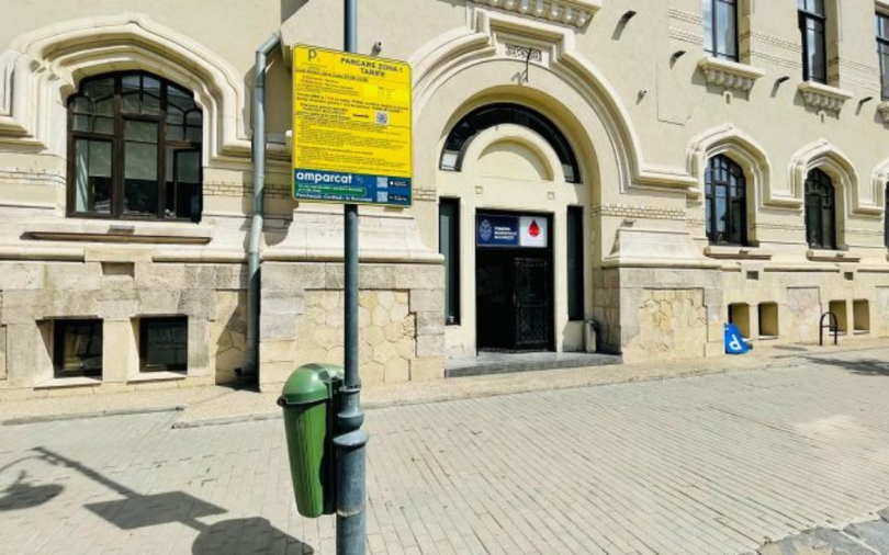 În Capitală instituțiile publice nu mai au dreptul la locuri de parcare gratuite! Viceprimarul Bucureștiului:„Vom desfiinţa toate parcajele atribuite gratuit! Nimeni nu este mai presus de lege!”