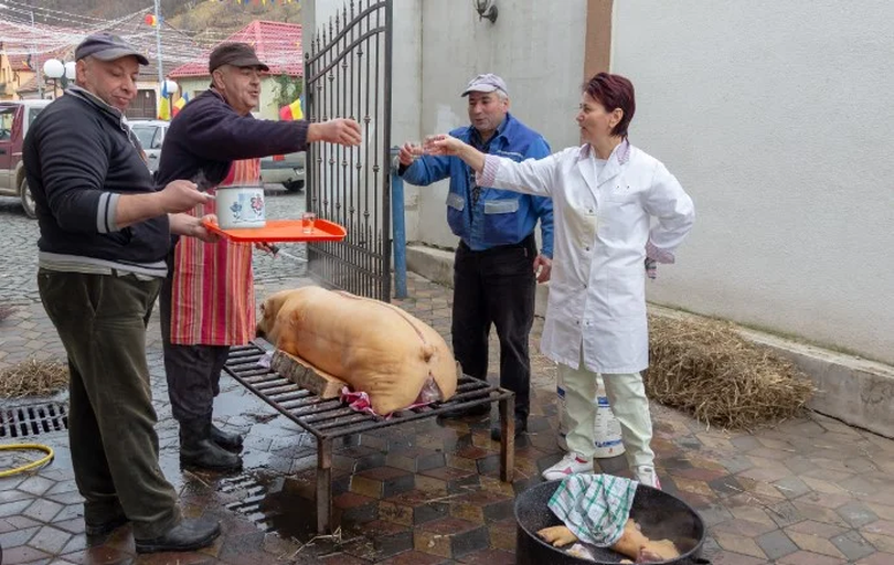 Cât costă un porc de Crăciun
