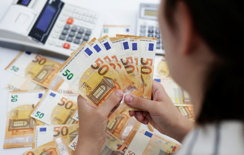 Un proiect UE impune băncilor să ofere în mod obligatoriu “plăți instant” în moneda europeană