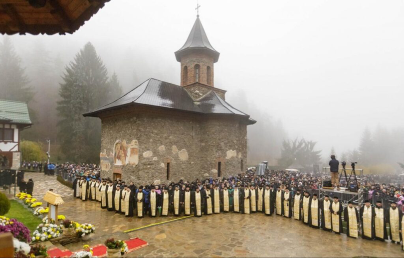 Foto credit: Doxologia.ro / pr. Silviu Cluci