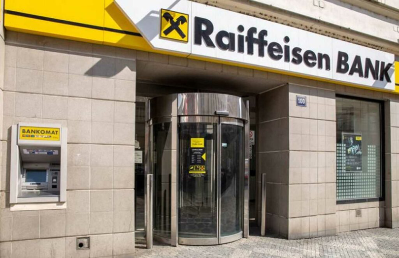 Raiffeisen Bank, sancționat de ANPC