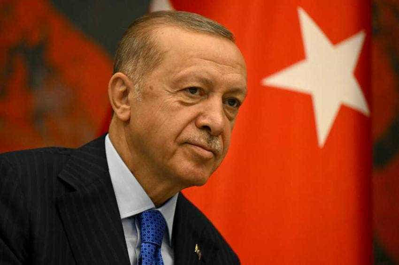 Erdogan a semnat decretul care le permite românilor să călătorească doar cu buletinul în Turcia