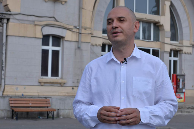 Firmele rămân fără parcări în Sectorul 2. Radu Mihaiu:”Parcările rezidențiale sunt pentru cetățeni”