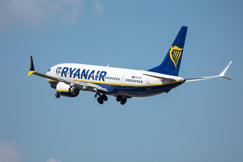 Ryanair introduce noi curse din România