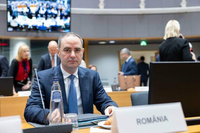 Ministrul Finanţelor, Alexandru Nazare.