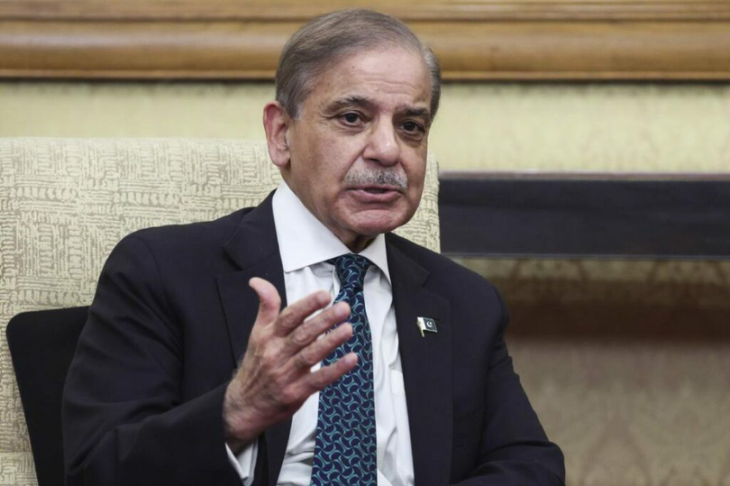 Într-un mesaj publicat pe platforma X, Sharif a salutat acordul, și a afirmat că acesta reprezintă un „gest înțelept”. Sharif a invitat delegațiile SUA și Iranului la Islamabad pentru continuarea negocierilor, în vederea unui acord durabil.