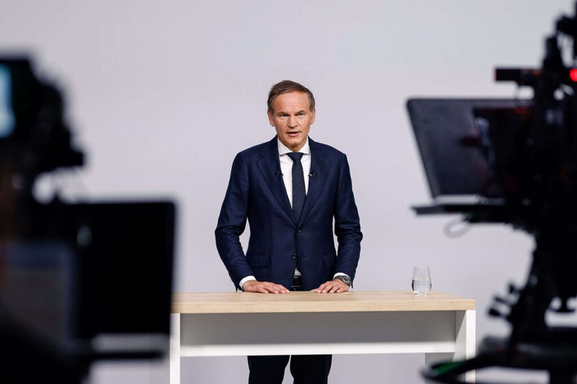 Oliver Blume prezintă principalele pârghii ale planului de viitor la Adunarea Generală Anuală a Volkswagen AG.