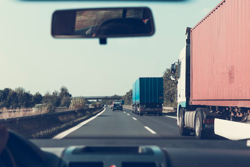 UE vine cu reguli și mai stricte pentru camioane