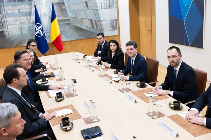 Rutte a reiterat susținerea aliată: „Noi contăm pe România, România poate oricând conta pe NATO”.
