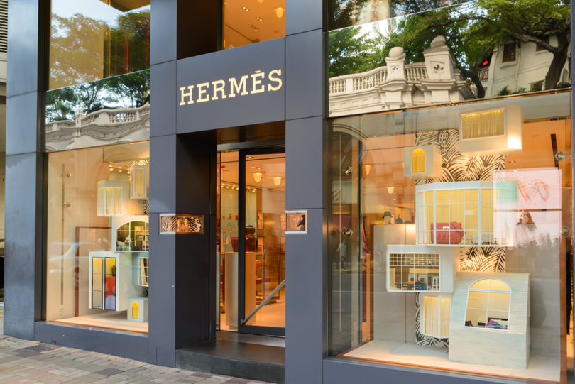 Luxul devine și mai scump! Hermes vrea să majoreze prețurile cu 10% dupa ce înregistrează cereri în creștere pentru produsele brandului
