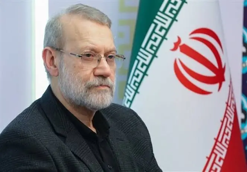 Cel mai înalt oficial de securitate iranian, Ali Larijani, a anunțat că va fi constituit un consiliu de conducere temporar.
