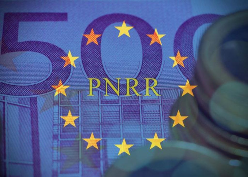 Guvernul majorează cu 50% salariile de bază ale funcționarilor implicați în aplicarea PNRR