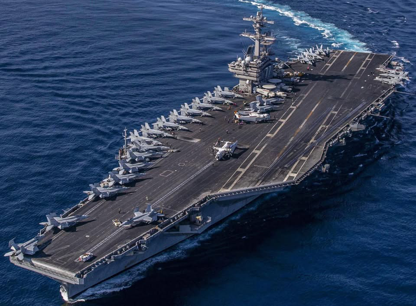 USS George H.W. Bush, care se pregătește să fie desfășurat în Orientul Mijlociu.