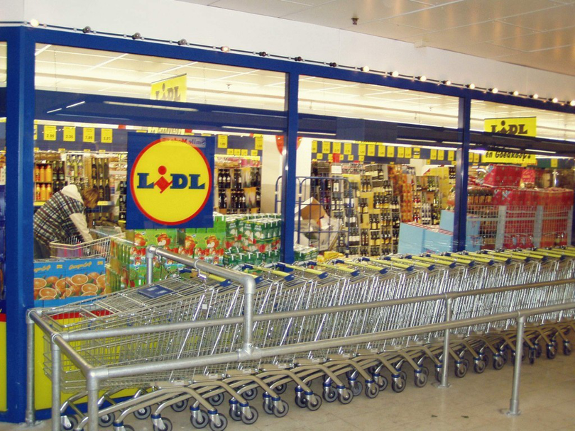 Guvernul Ungariei, măsuri anti-criză: promoţii de 10% obligatorii în supermarketuri