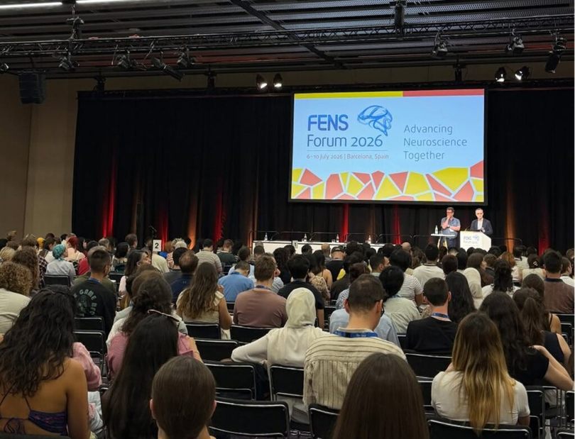 Forumul FENS este cel mai mare congres internațional de neuroștiințe din Europa, acoperind toate domeniile, de la cercetarea fundamentală la cea translațională.