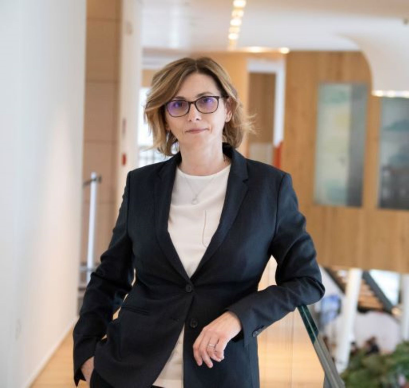 A fost ales noul CEO UniCredit Bank în România! Cine este femeia care va ocupa această poziție de conducere