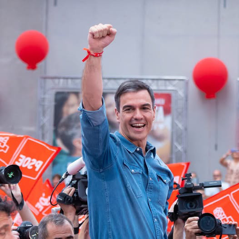 Sánchez a ieșit foarte bine din mișcarea sa îndrăzneață din 2023, când a contrazis toate sondajele și a reușit să își păstreze funcția prin alianțe, deși nu fusese formațiunea sa cea mai votată la urne.