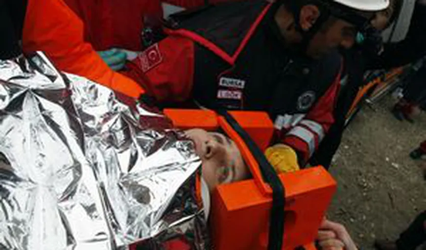 Un nou bilanţ în Turcia: 432 de morţi şi 1.352 de răniţi în urma seismului