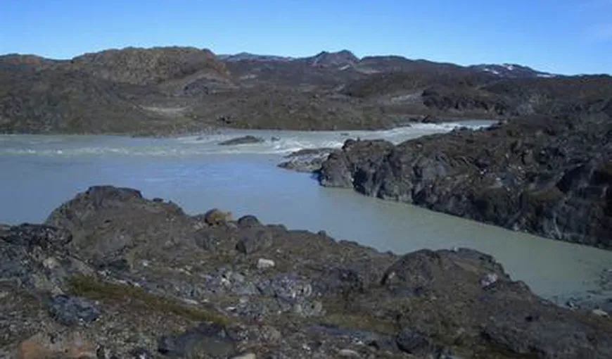 Viaţa pe Pământ ar fi început într-un vulcan noroios din Groenlanda