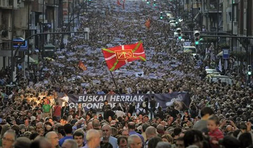 Zeci de mii de separatişti au manifestat în Ţara Bascilor